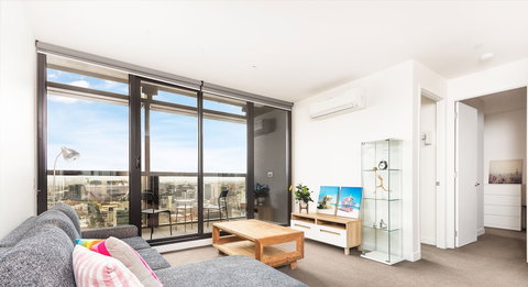 Holistay At Level 26 Franklin Street - Hervey Bay Accommodation 4