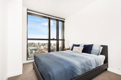 Holistay At Level 26 Franklin Street - Hervey Bay Accommodation 1