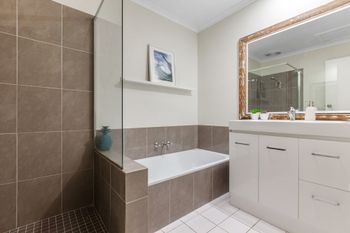 Roomerang At Binya Avenue - Hervey Bay Accommodation 2