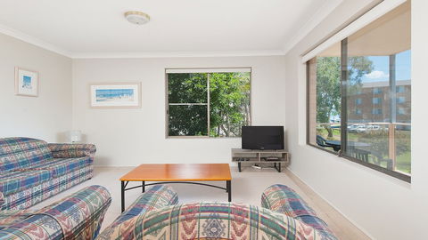 Misthaven Unit 1 / 12 Mistral Close - Hervey Bay Accommodation 6