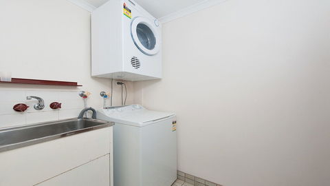 Misthaven Unit 1 / 12 Mistral Close - Hervey Bay Accommodation 4