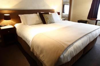 Peppers Rundells Alpine Lodge - Hervey Bay Accommodation 3