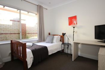 Swan View Family Home - Hervey Bay Accommodation 0