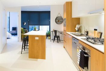 Brand New Heart Of City Executive Apartment - Hervey Bay Accommodation 3