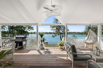 Summerville House - Tourism Hervey Bay 0