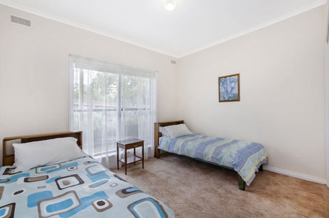 Kurrawa - Hervey Bay Accommodation 2