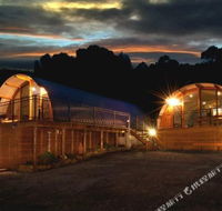 Bruny Island Accommodation 43 Degrees Beachside Studio Spa Apartments 1 - Tourism Hervey Bay