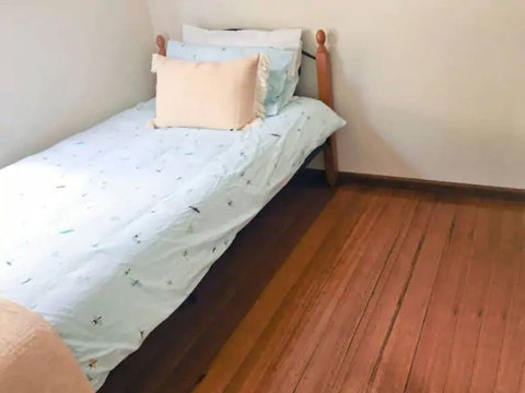 Sun, Beach, Shops, Wifi, Netflix - Hervey Bay Accommodation 3