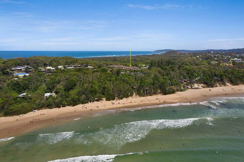 Number 4 James Cook Apartments - Hervey Bay Accommodation 1