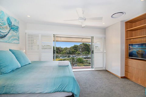 Number 4 James Cook Apartments - Hervey Bay Accommodation 7