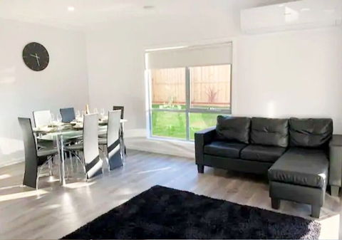 Brand New Home - 10min To Beach & Torquay - Hervey Bay Accommodation 2