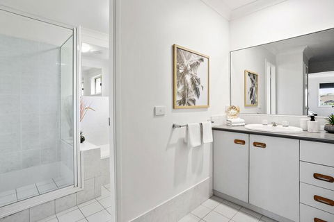 Lennox Belle - Tourism Hervey Bay 4