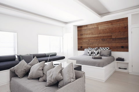 Executive Beachside Loft - Hervey Bay Accommodation 0