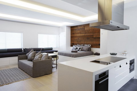 Executive Beachside Loft - Hervey Bay Accommodation 5