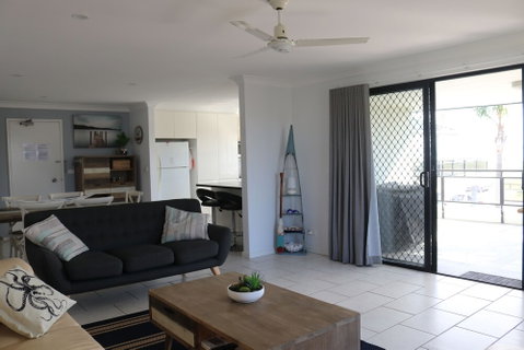 Hi Surf Unit 3 - Hervey Bay Accommodation 5