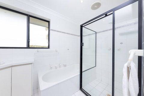 Hi Surf Unit 3 - Hervey Bay Accommodation 6