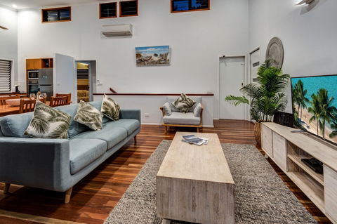 Casuarina 18 Ocean View - Tourism Hervey Bay 6