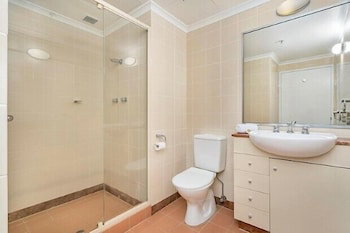 The Apartment Service HOSK2 - Hervey Bay Accommodation 6