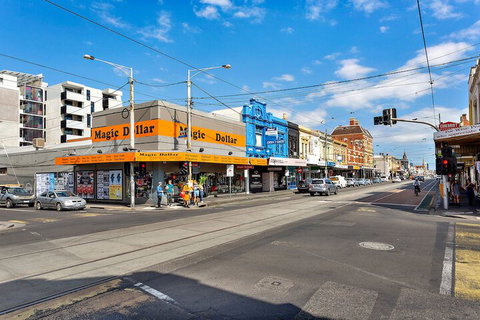 BRUNSWICK Stylish Space With Parking + Netflix - Tourism Hervey Bay 4