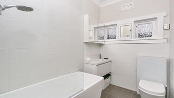 The Apartment Service CN004 - Hervey Bay Accommodation 2