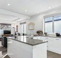 Wellington Street Cottage - Hervey Bay Accommodation