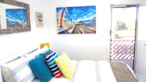 THE WHITE HOUSE - Hervey Bay Accommodation 1