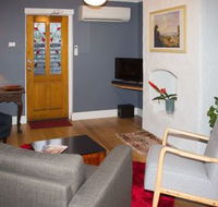 Heritage Listed Georgian Cottage - Hervey Bay Accommodation