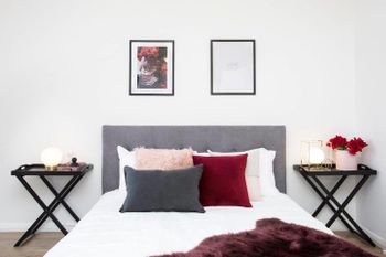 Designer Executive Apartment + Parking Near Train - Tourism Hervey Bay 5