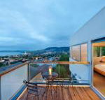 Library House - Hervey Bay Accommodation