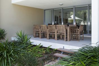 Blue On Blue Apartment 811 - Hervey Bay Accommodation 2