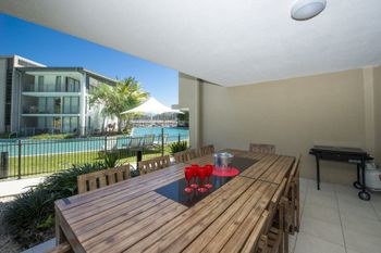 Blue On Blue Apartment 811 - Hervey Bay Accommodation 3