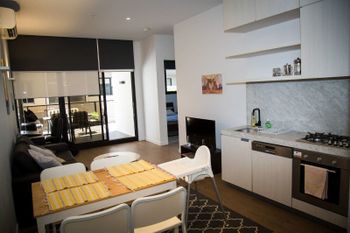 Modern Apartment With Pool & Spa - Tourism Hervey Bay 6