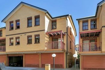 The Apartment Service BMN01 - Hervey Bay Accommodation 2