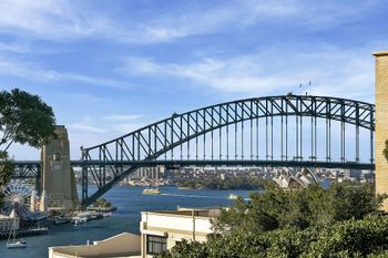 Harbourside Luxury PNT03 - Tourism Hervey Bay 1