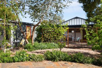 Alba House - Hervey Bay Accommodation 2