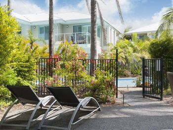 Sandy Point Road Unit 337 265 Pacific Blue - Hervey Bay Accommodation 0