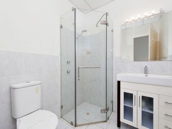 Sandy Point Road Unit 337 265 Pacific Blue - Hervey Bay Accommodation 5