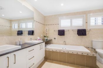 Paradise At The Point - Hervey Bay Accommodation 5