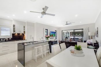 Paradise At The Point - Hervey Bay Accommodation 3