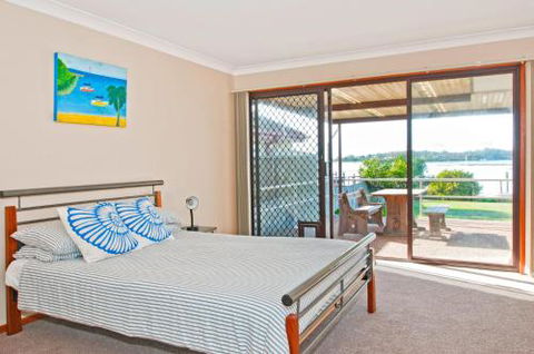 HAIS18G Riverside Delight - Hervey Bay Accommodation 3