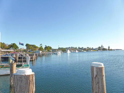 HAIS18G Riverside Delight - Hervey Bay Accommodation 5