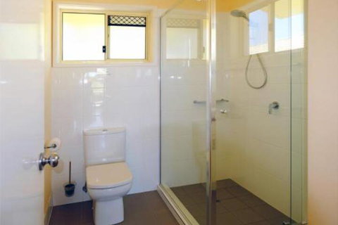 At Cylinder Unit 3 - Hervey Bay Accommodation 4