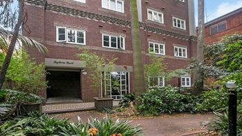 The Apartment Service LB002 - Tourism Hervey Bay 0