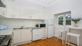 The Apartment Service LB002 - Tourism Hervey Bay 1