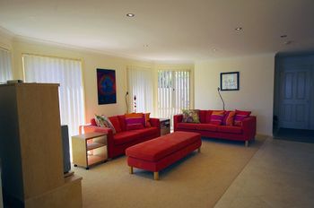 Luxury Waterfront House - Tourism Hervey Bay 2