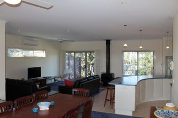 Redrocks Retreat - Hervey Bay Accommodation 3