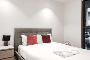 Zenith Melbourne Central - Hervey Bay Accommodation 3