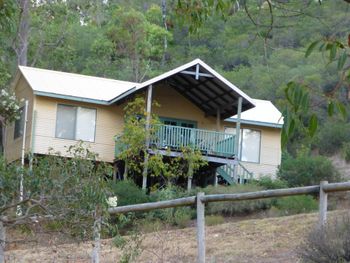Nannup Valley Chalets - Tourism Hervey Bay 2