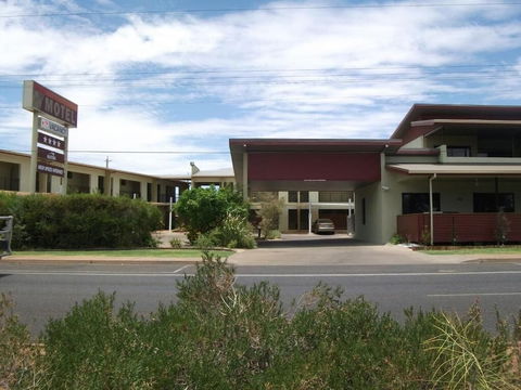 Spinifex Motel & Serviced Apartments - Tourism Hervey Bay 2