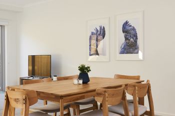Spacious & Bright 1 Bedroom Apartment - Hervey Bay Accommodation 4